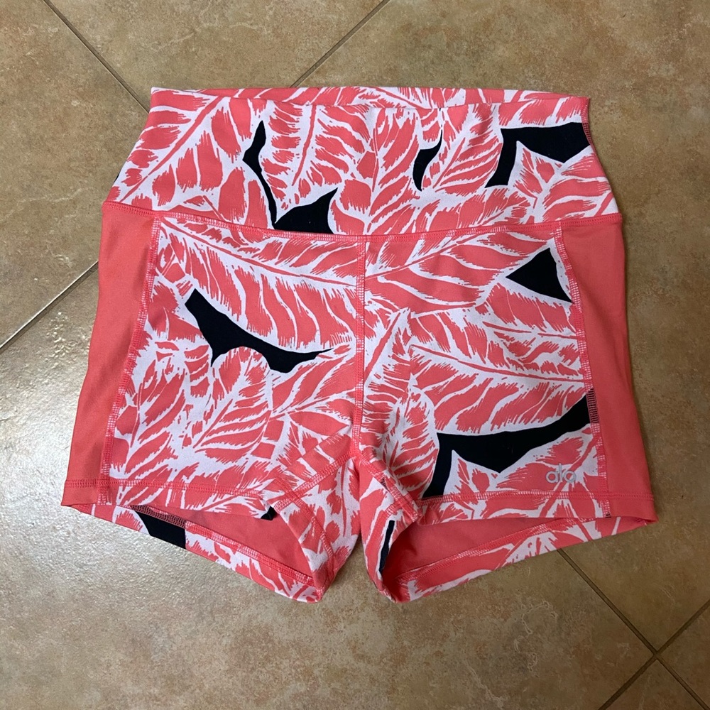 Alo yoga bike shorts